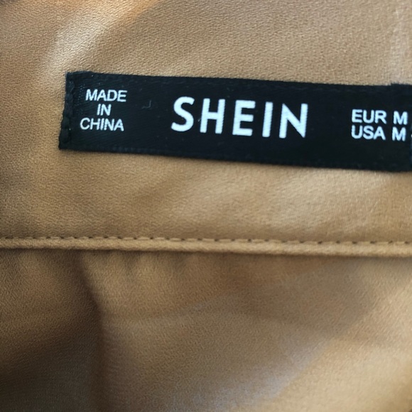 Trumpet Sleeve Tie Neck Blouse - Picture 6 of 7